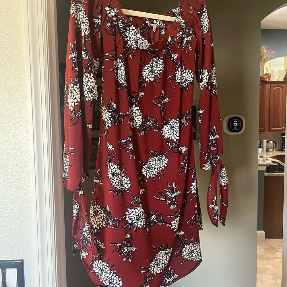 Charlotte Russe Red Floral Off the Shoulder Long Sleeve Dress